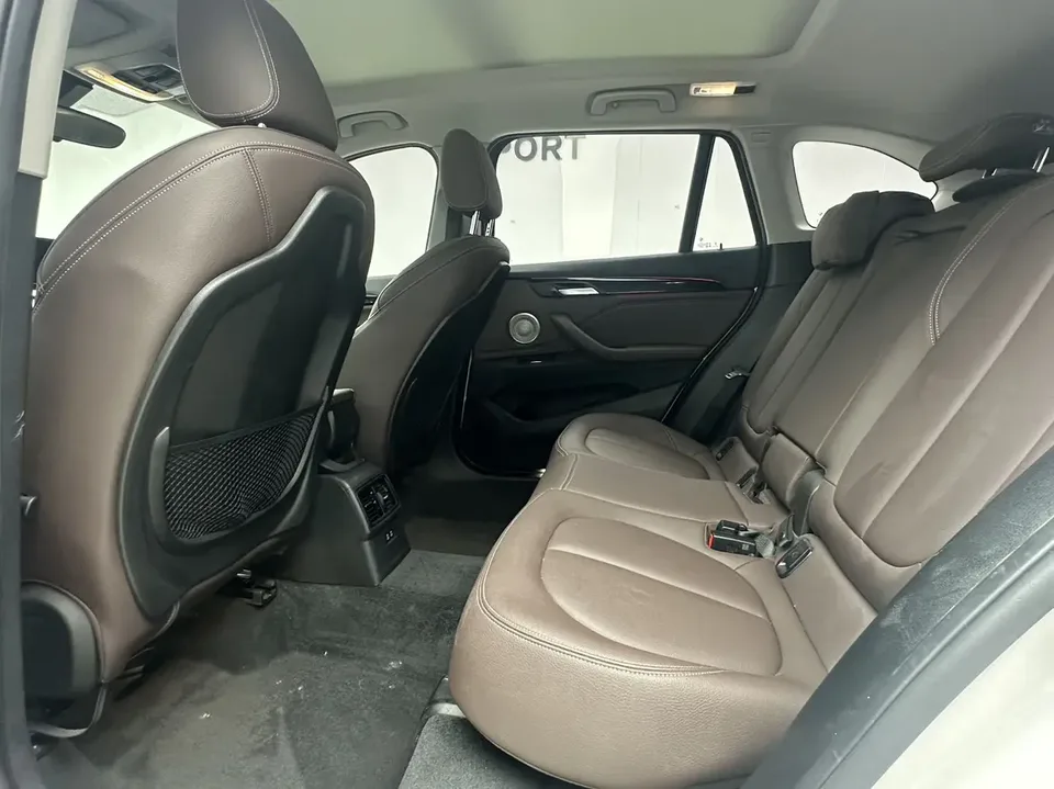 BMW X1 BMW X1 sDrive20Li Premium 2022 — thumbnail 5