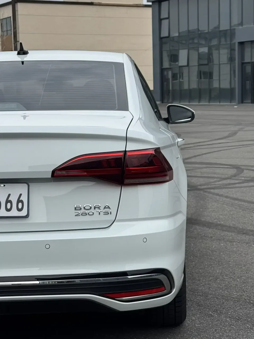 Volkswagen Bora Bora 2023 280TSI DSG Comfort Edition 2024 — thumbnail 3
