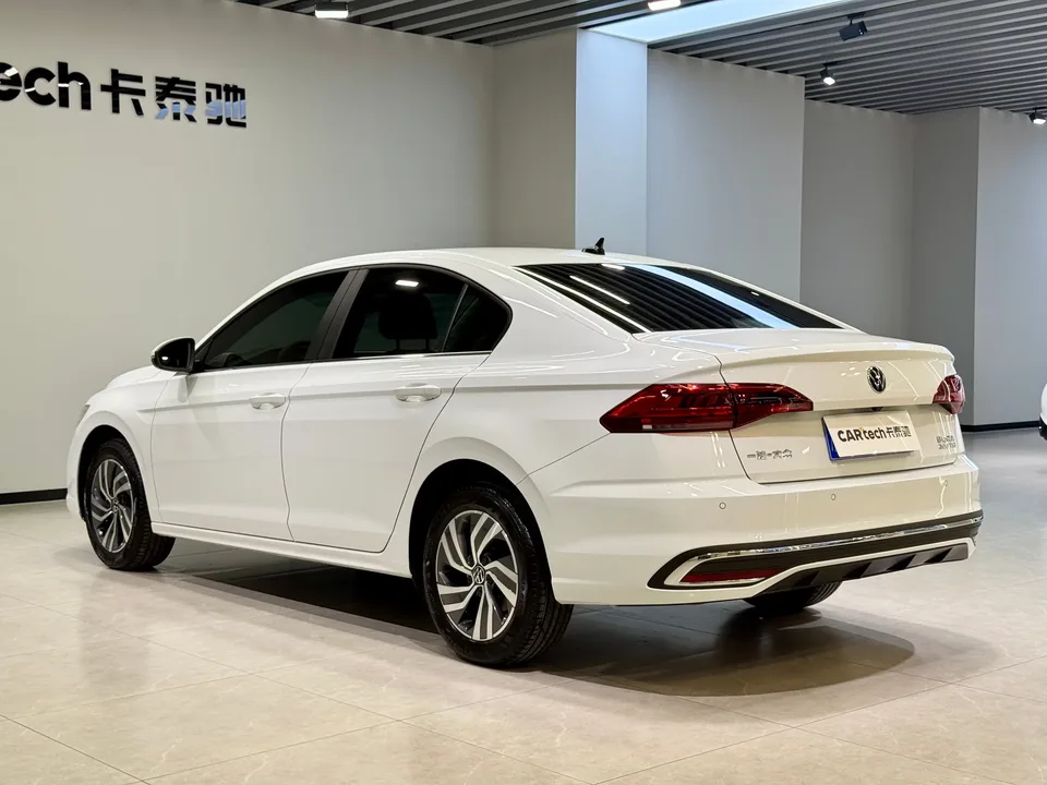 Volkswagen Bora Bora 2025 200TSI DSG Joyride Navigation Edition 2025 — thumbnail 2