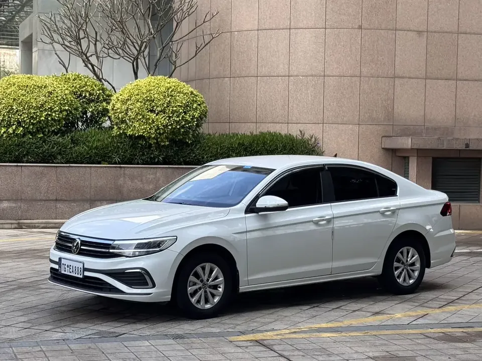 Volkswagen Bora Bora 2024 200TSI DSG Free Travel Edition 2024 — photo 1, buy with delivery to Moscow