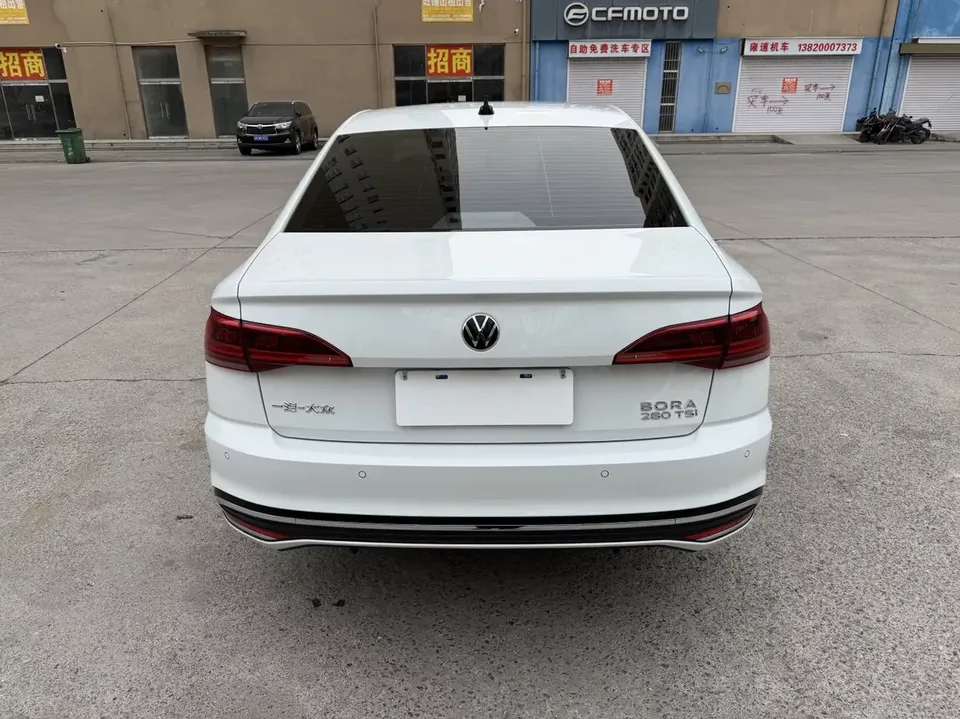 Volkswagen Bora Bora 2024 280TSI DSG Comfort Edition 2024 — thumbnail 2