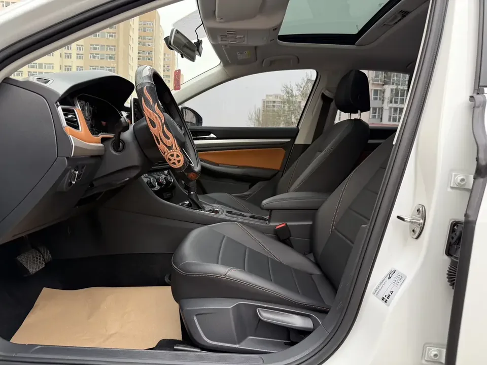 Volkswagen Bora Bora 2024 280TSI DSG Comfort Edition 2024 — thumbnail 3