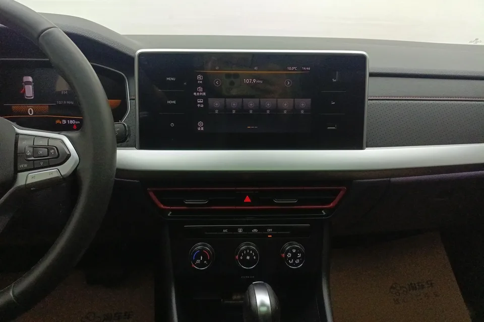 Volkswagen Lavida Lavida 2024 300TSI DSG Starry Sky Edition 2024 — thumbnail 4