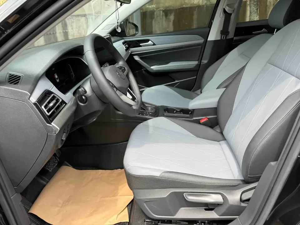 Volkswagen Lavida Lavida 2024 1.5L Automatic Starry Sky 5 Million Edition 2026 — thumbnail 5
