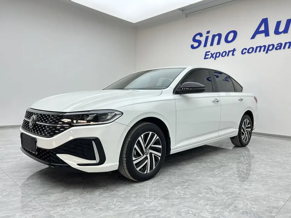 Volkswagen Lavida Lavida 2023 280TSI DSG Starry Sky Edition 2022 — photo 1, buy with delivery to Moscow