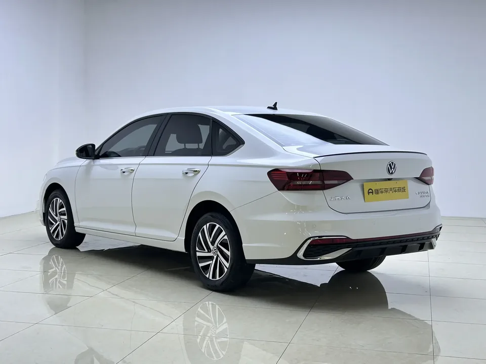 Volkswagen Lavida Lavida 2024 300TSI DSG Starry Sky Edition 2024 — thumbnail 2