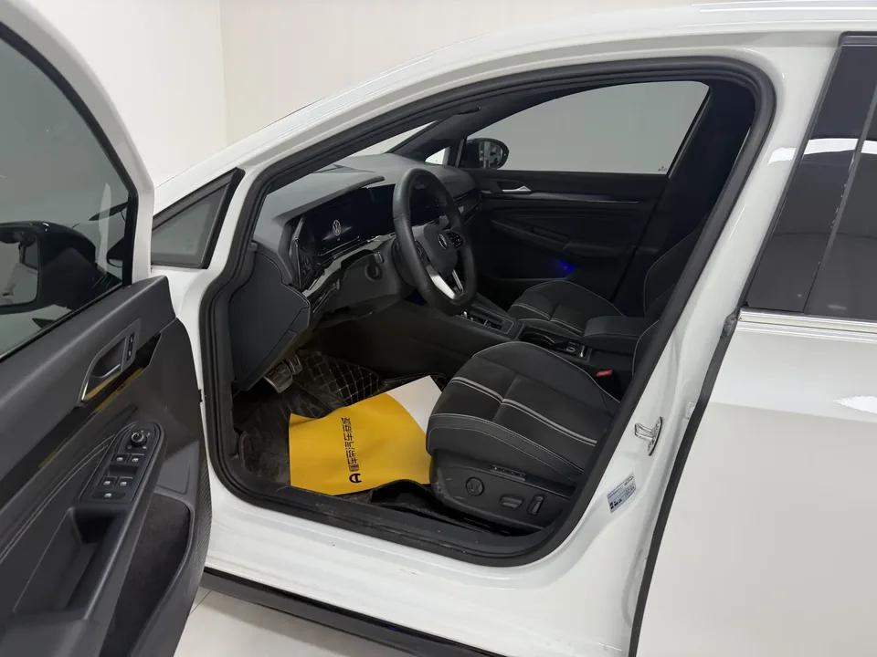 Volkswagen Golf golf 2023 280TSI DSG R-Line Lite 2023 — thumbnail 5