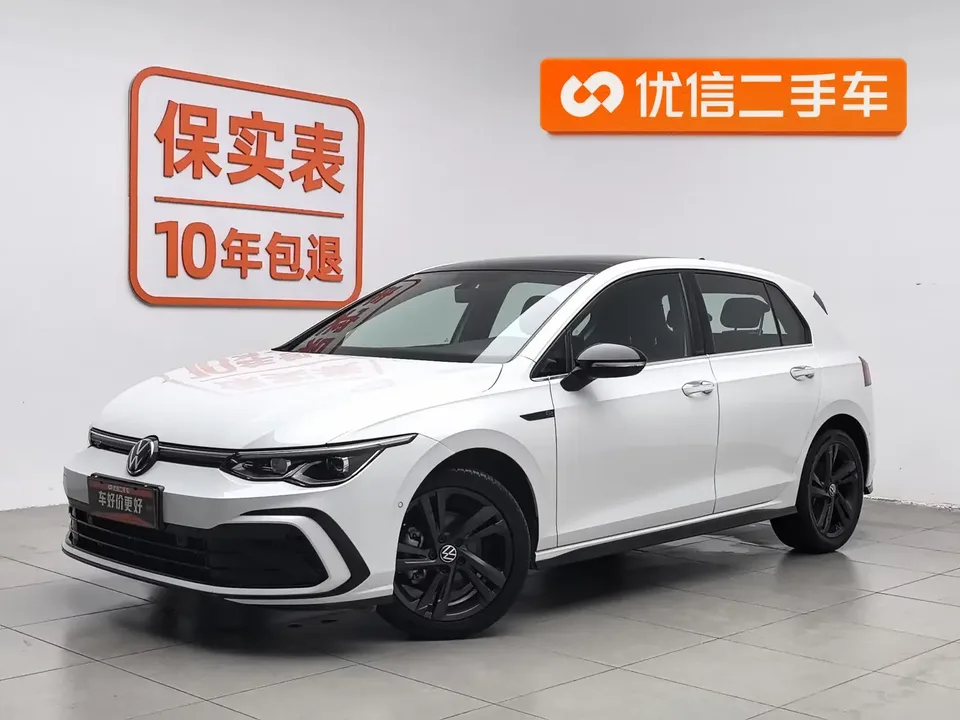 Volkswagen Golf golf 2023 280TSI DSG R-Line Lite 2023 — photo 1, buy with delivery to Moscow