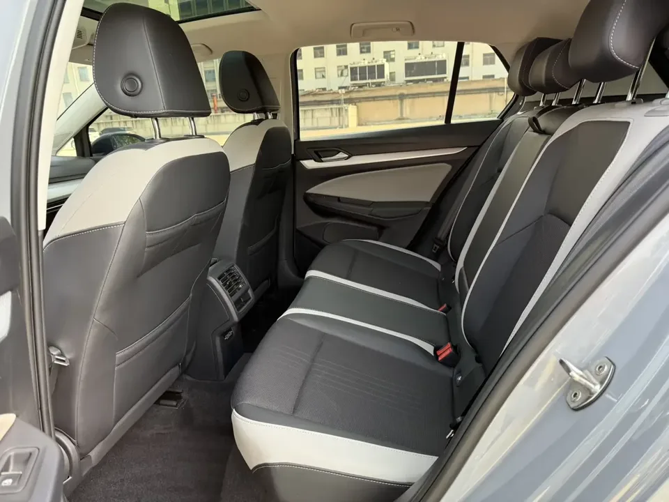 Volkswagen Golf golf 2021 280TSI DSG Pro 2022 — thumbnail 4