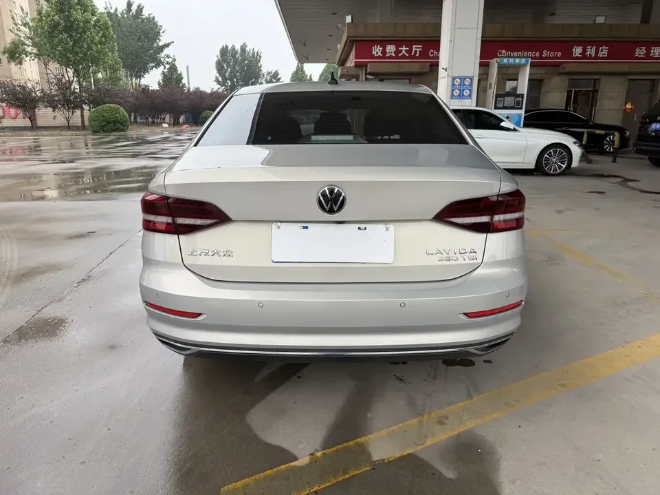Volkswagen Lavida Lavida 2022 280TSI DSG Comfort Edition 2022 — thumbnail 2