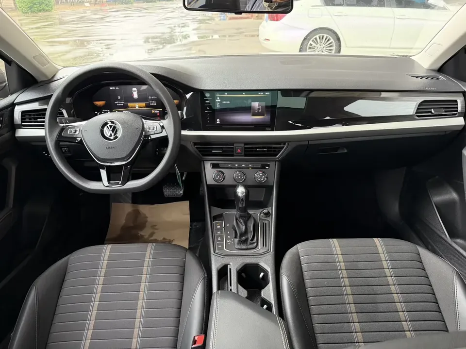 Volkswagen Lavida Lavida 2022 280TSI DSG Comfort Edition 2022 — thumbnail 3