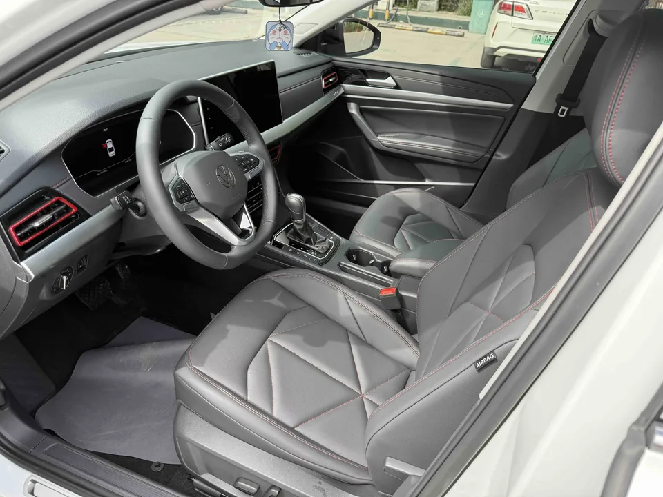 Volkswagen Lavida Lavida 2024 300TSI DSG Starry Sky Leading Edition 2024 — миниатюра 4