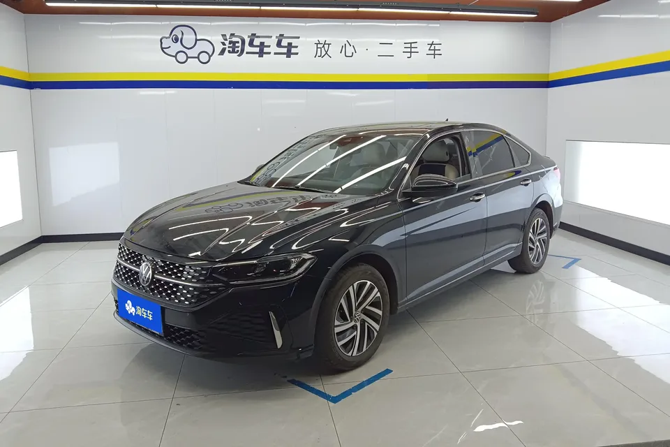 Volkswagen Lavida Lavida 2023 300TSI DSG Starry Sky Edition 2023 — photo 1, buy with delivery to Moscow