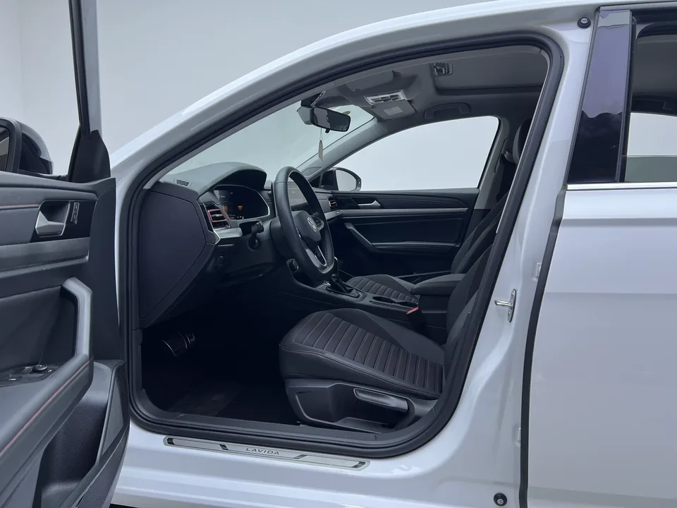 Volkswagen Lavida Lavida 2024 300TSI DSG Starry Sky Edition 2024 — thumbnail 5