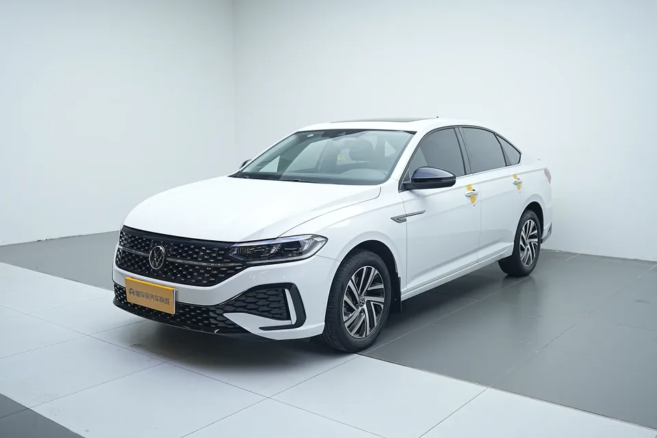 Volkswagen Lavida Lavida 2024 300TSI DSG Starry Sky Edition 2024 — photo 1, buy with delivery to Moscow