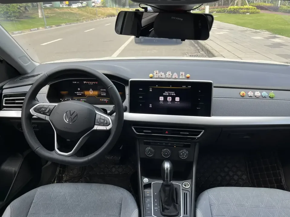 Volkswagen Lavida Lavida 2023 300TSI DSG Full Elegance Edition 2024 — thumbnail 3