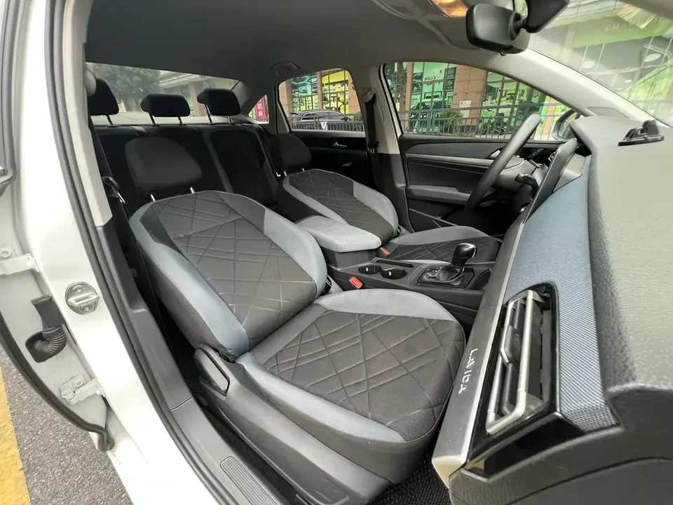 Volkswagen Lavida Lavida 2023 Modified 1.5L Automatic Deyi Edition 2023 — thumbnail 5