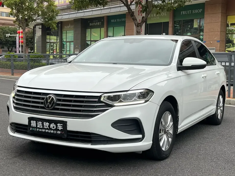 Volkswagen Lavida Lavida 2023 Modified 1.5L Automatic Deyi Edition 2023 — photo 1, buy with delivery to Moscow