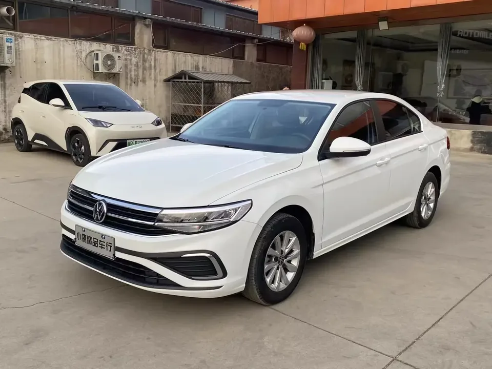 Volkswagen Bora Bora 2024 200TSI DSG Free Travel Edition 2024 — photo 1, buy with delivery to Moscow
