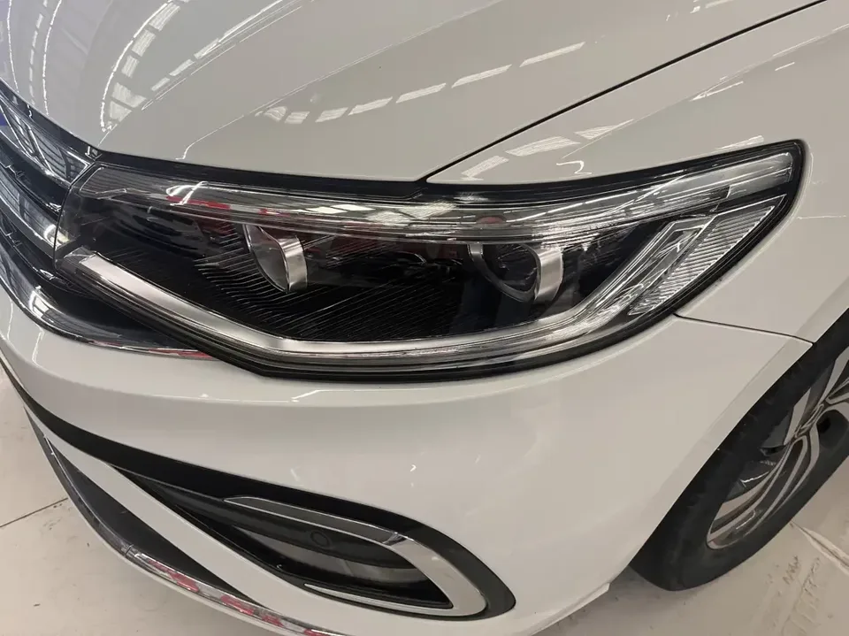 Volkswagen Bora Bora 2023 200TSI DSG Free Travel Edition 2023 — thumbnail 2