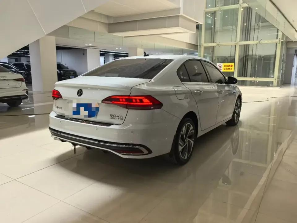 Volkswagen Bora Bora 2023 280TSI DSG Comfort Edition 2022 — миниатюра 2
