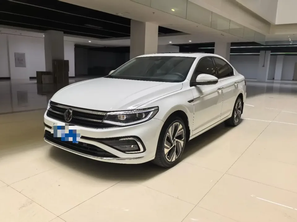 Volkswagen Bora Bora 2023 280TSI DSG Comfort Edition 2022 — фото 1, купить с доставкой в Москву