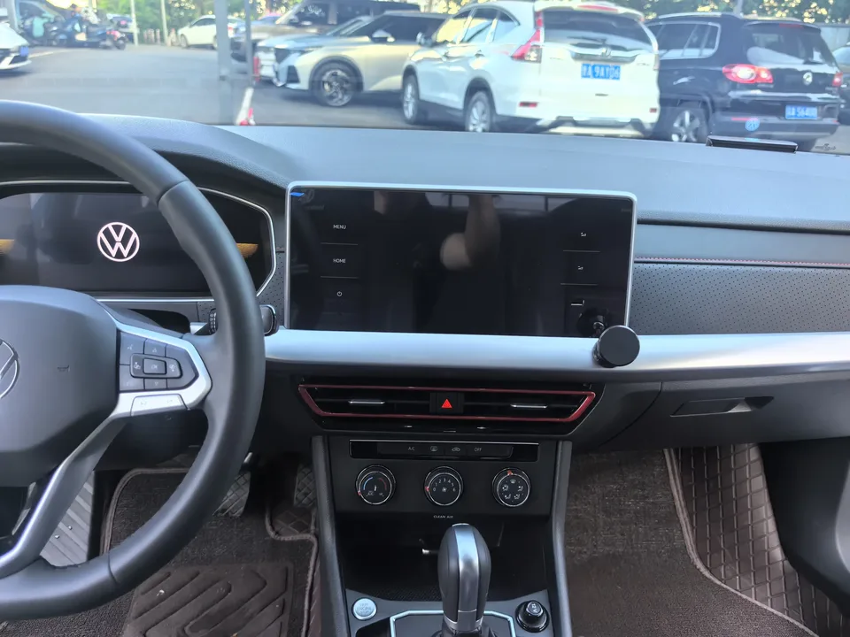 Volkswagen Lavida Lavida 2023 300TSI DSG Starry Sky Edition 2024 — thumbnail 3