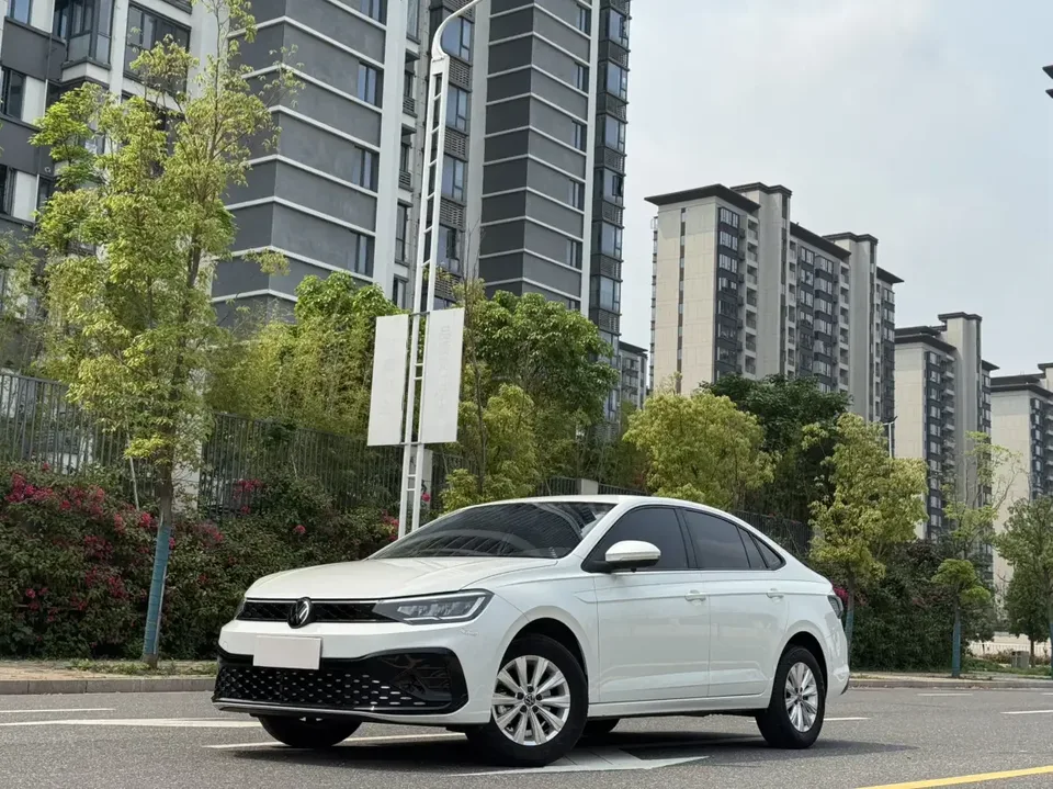 Volkswagen Lavida Lavida 2025 New 1.5L New Yi Edition 2025 — фото 1, купить с доставкой в Москву