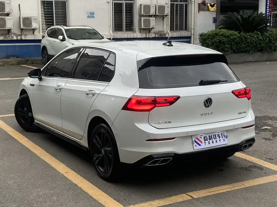 Volkswagen Golf golf 2023 280TSI DSG R-Line Lite 2023 — thumbnail 2