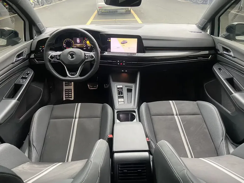 Volkswagen Golf golf 2023 280TSI DSG R-Line Lite 2023 — thumbnail 4
