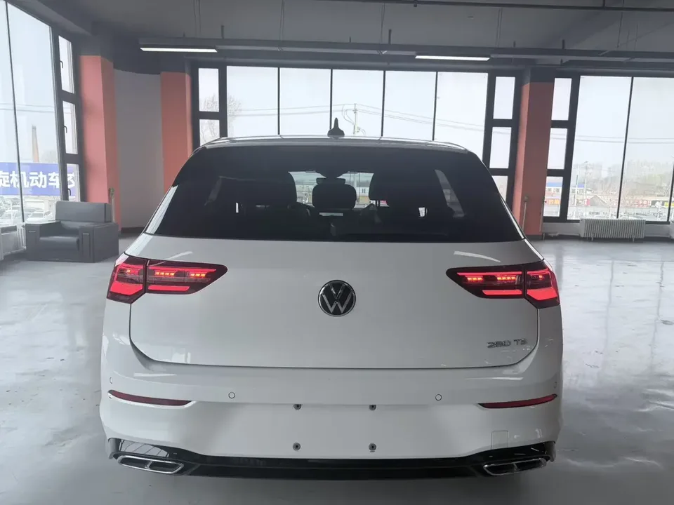 Volkswagen Golf golf 2021 280TSI DSG R-Line 2022 — thumbnail 2