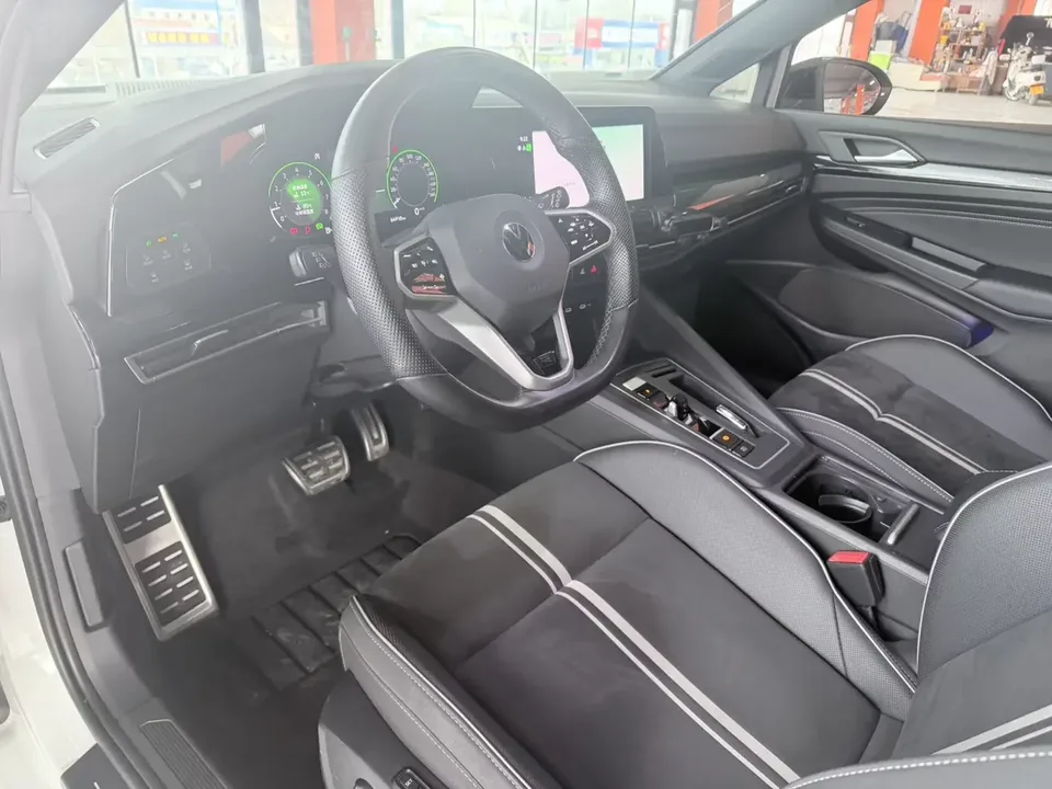 Volkswagen Golf golf 2021 280TSI DSG R-Line 2022 — thumbnail 3