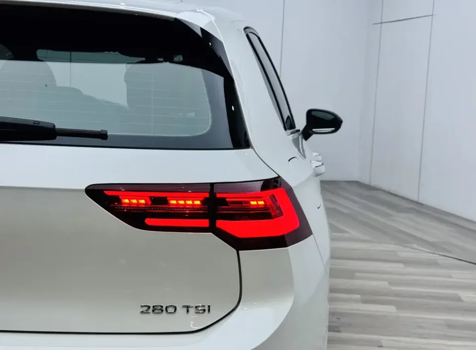 Volkswagen Golf golf 2023 280TSI DSG R-Line Lite 2024 — thumbnail 3