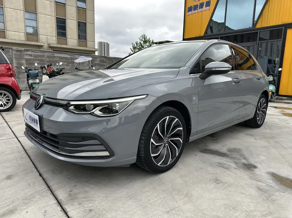 Volkswagen Golf golf 2021 280TSI DSG Pro 2022 — photo 1, buy with delivery to Moscow