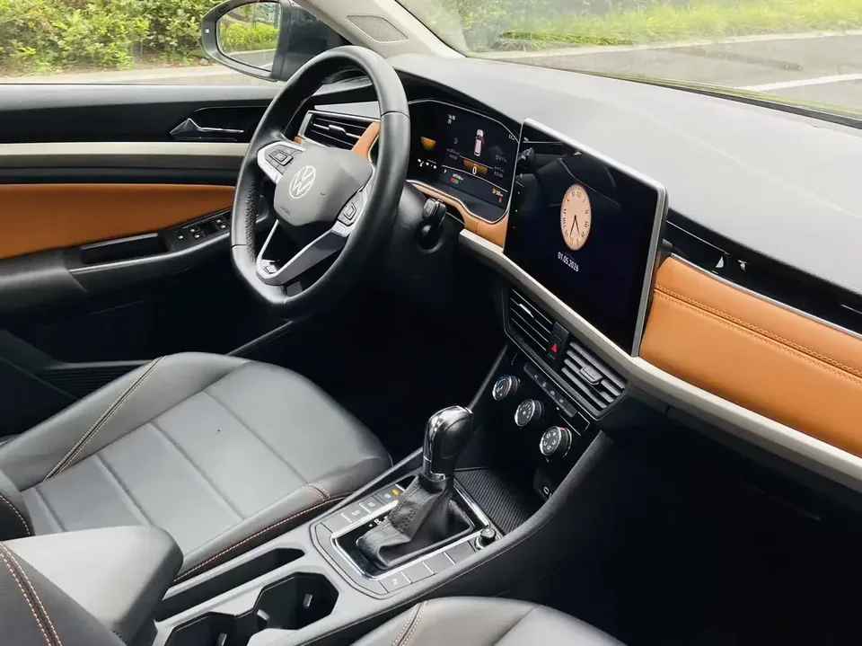 Volkswagen Bora Bora 2023 200TSI DSG Intelligent Driving Edition 2024 — thumbnail 3