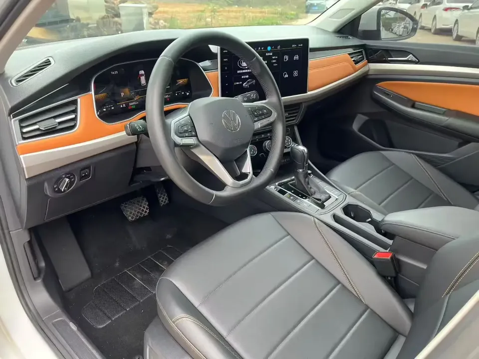 Volkswagen Bora Bora 2023 280TSI DSG Comfort Edition 2024 — thumbnail 3