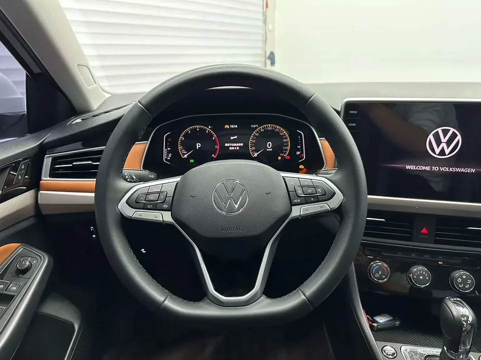 Volkswagen Bora Bora 2023 200TSI DSG Intelligent Driving PRO Edition 2023 — миниатюра 4