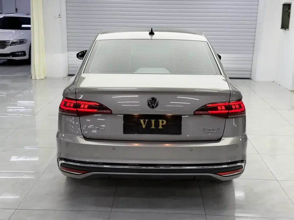 Volkswagen Bora Bora 2023 200TSI DSG Joy Travel PRO Edition 2023 — thumbnail 2