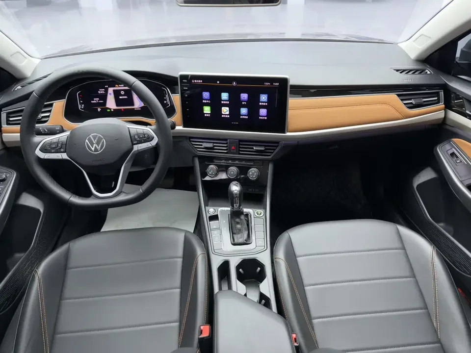 Volkswagen Bora Bora 2023 200TSI DSG Joy Travel PRO Edition 2023 — thumbnail 4
