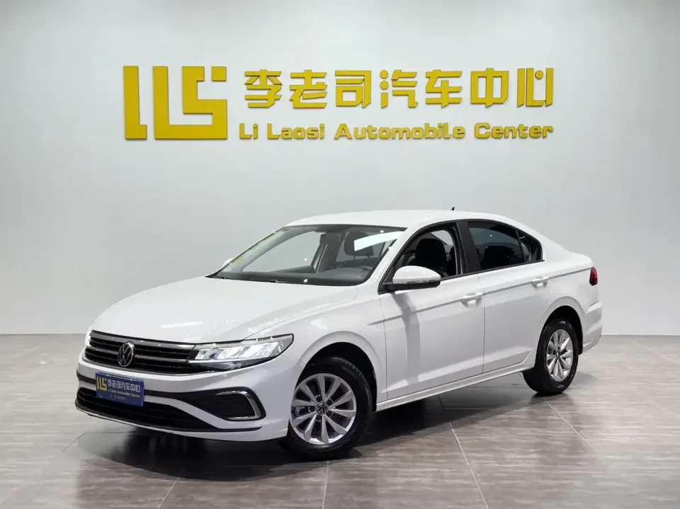 Volkswagen Bora Bora 2023 200TSI DSG Free Travel Edition 2024 — photo 1, buy with delivery to Moscow