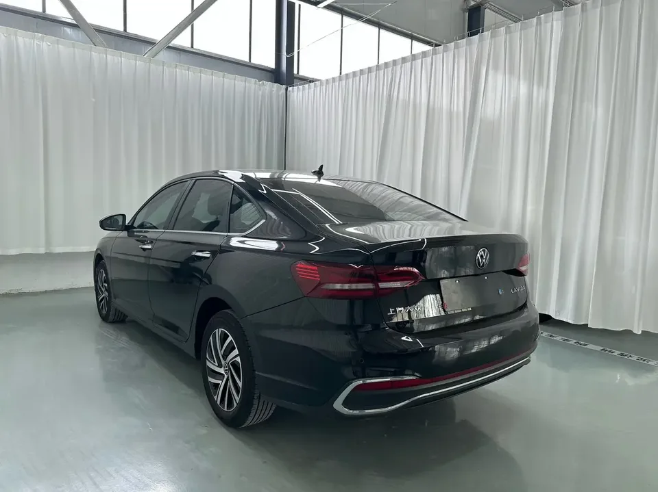 Volkswagen Lavida Lavida 2024 300TSI DSG Full Elegance Edition 2025 — thumbnail 4