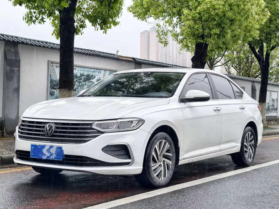 Volkswagen Lavida Lavida 2023 280TSI DSG Full Elegance Edition 2023 — photo 1, buy with delivery to Moscow