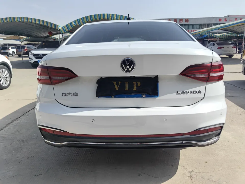 Volkswagen Lavida Lavida 2023 1.5L Automatic Deyi Edition 2023 — thumbnail 2