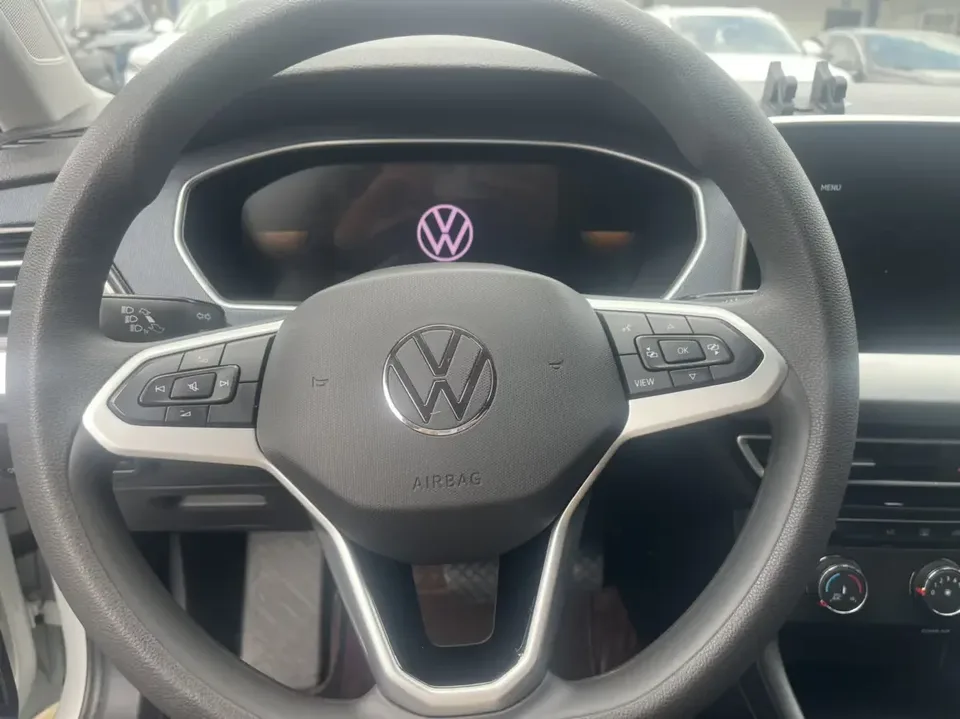 Volkswagen Lavida Lavida 2023 1.5L Automatic 5 Million Edition 2024 — thumbnail 3