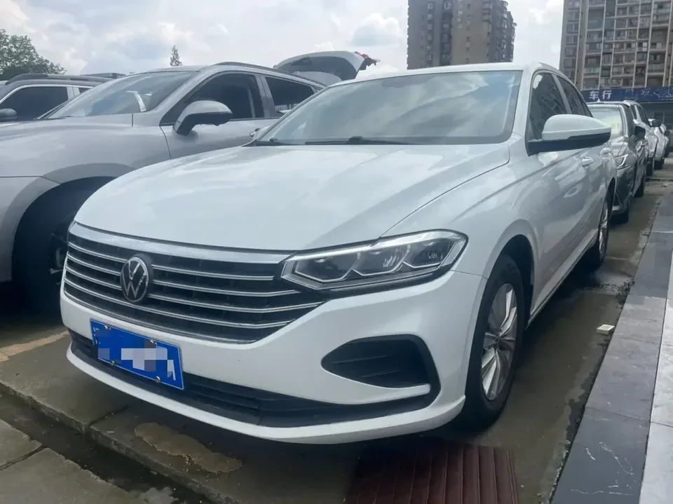 Volkswagen Lavida Lavida 2023 1.5L Automatic 5 Million Edition 2024 — photo 1, buy with delivery to Moscow