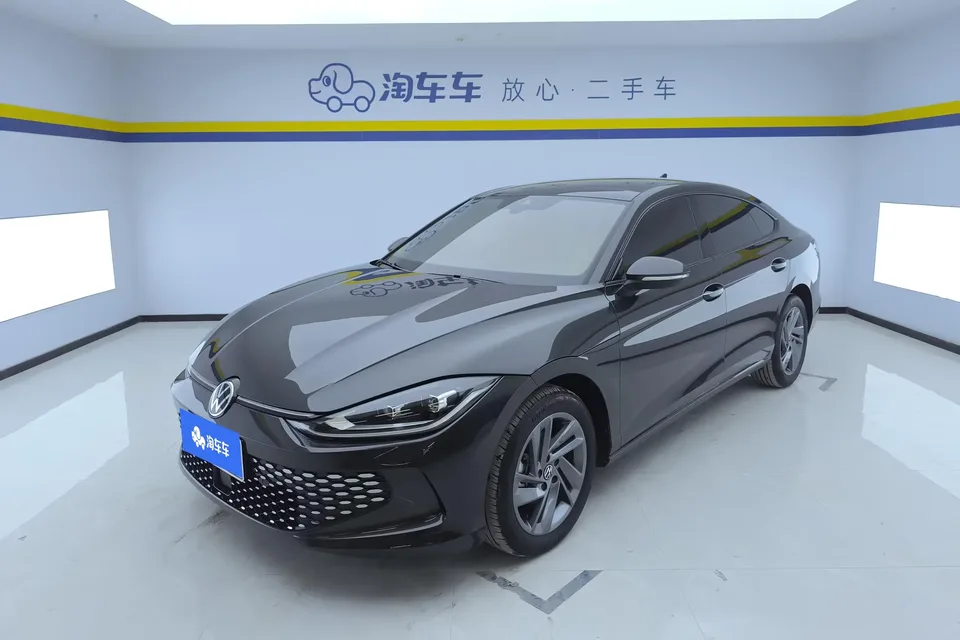 Volkswagen Lamando Lingdu 2025 Lingdu L 280TSI DSG Hot Edition 2025 — photo 1, buy with delivery to Moscow