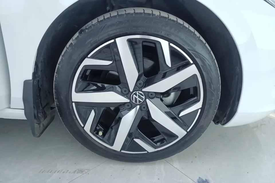 Volkswagen Lamando Lingdu 2024 Lingdu L 280TSI DSG Cool Edition 2024 — thumbnail 3