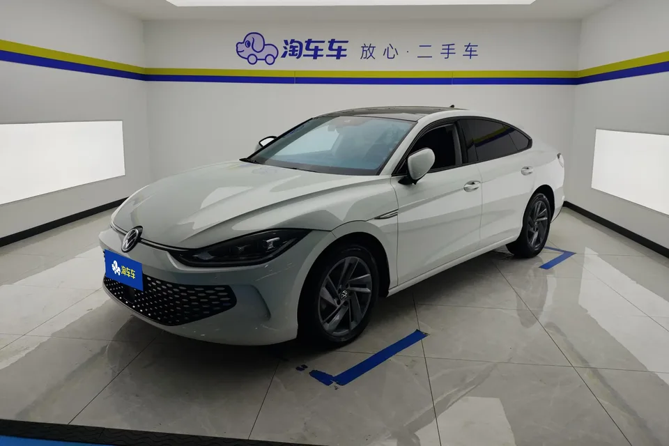 Volkswagen Lamando Lingdu 2024 Lingdu L 280TSI DSG Hot Edition 2024 — photo 1, buy with delivery to Moscow