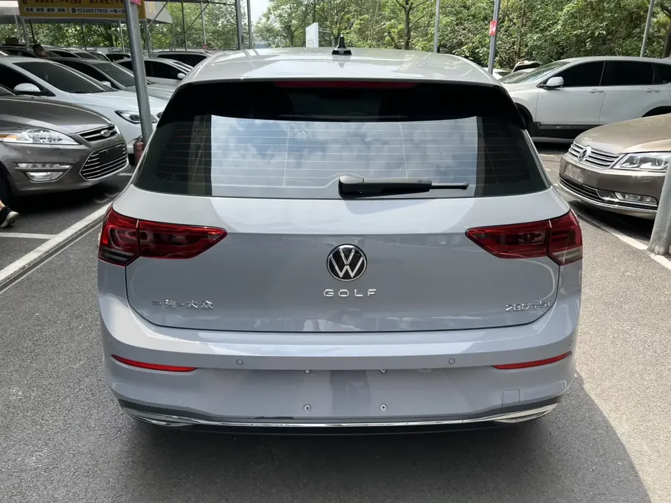 Volkswagen Golf golf 2024 280TSI DSG Pro 50 Years Legend Edition 2025 — thumbnail 2