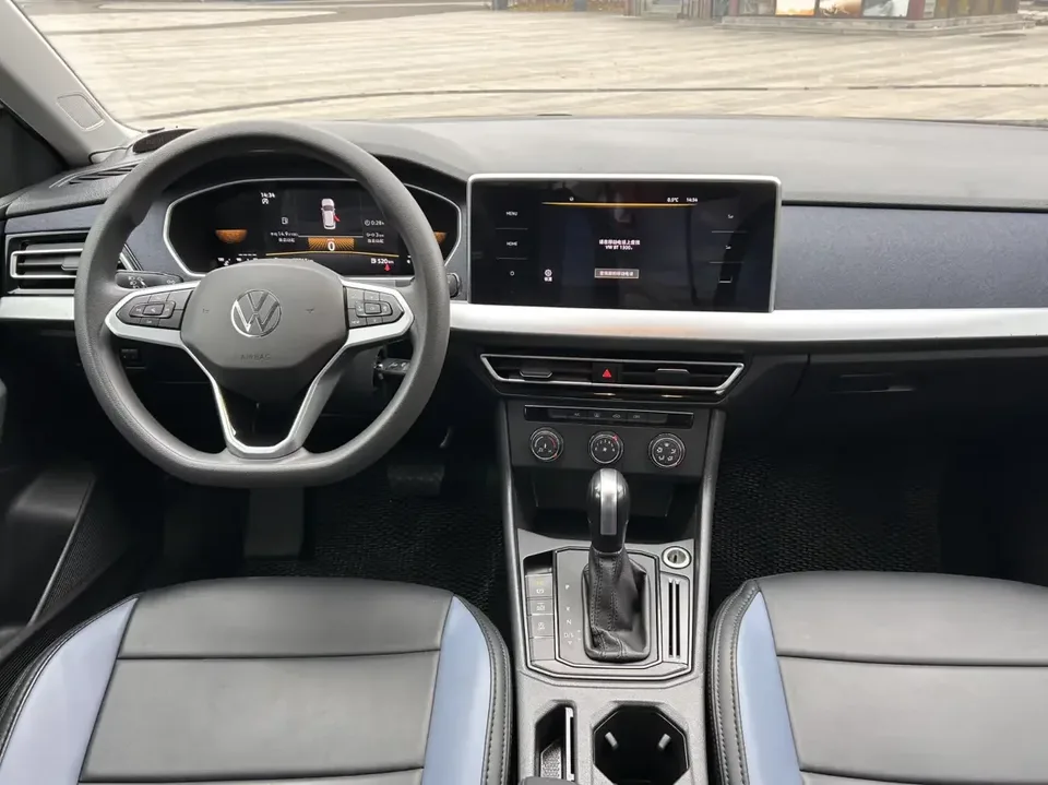 Volkswagen Lavida Lavida 2023 1.5L Automatic Starry Sky 5 Million Edition 2024 — thumbnail 5